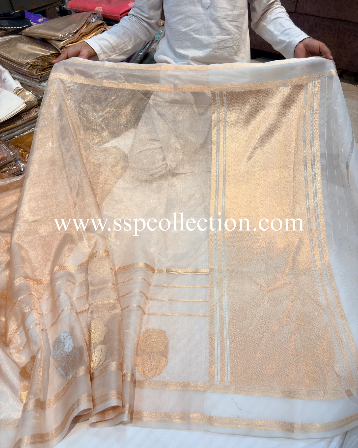 Champagne-Gold Pure Tissue Silk Banarasi Saree