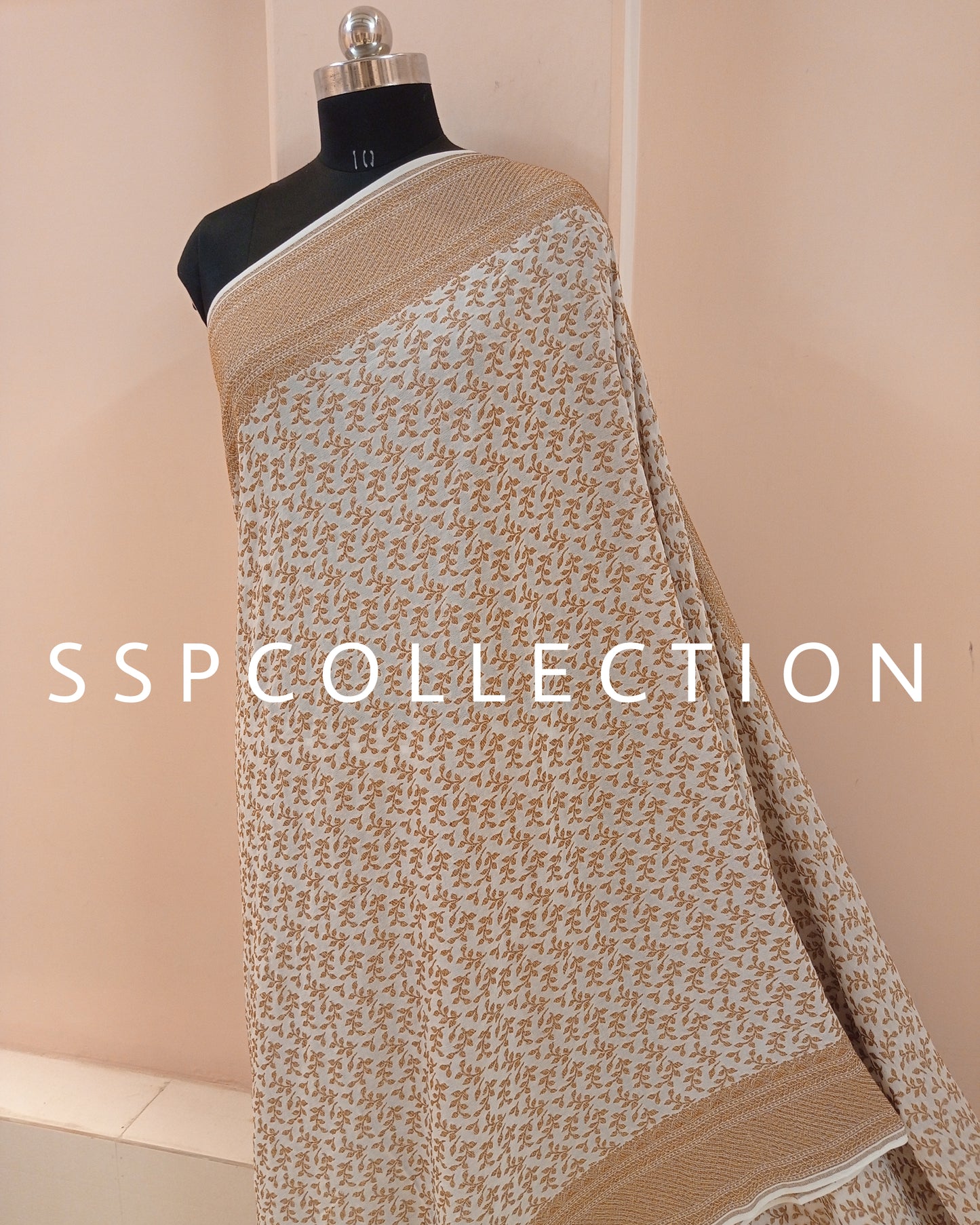 White Banarasi Pure Georgette Tanchoi Saree