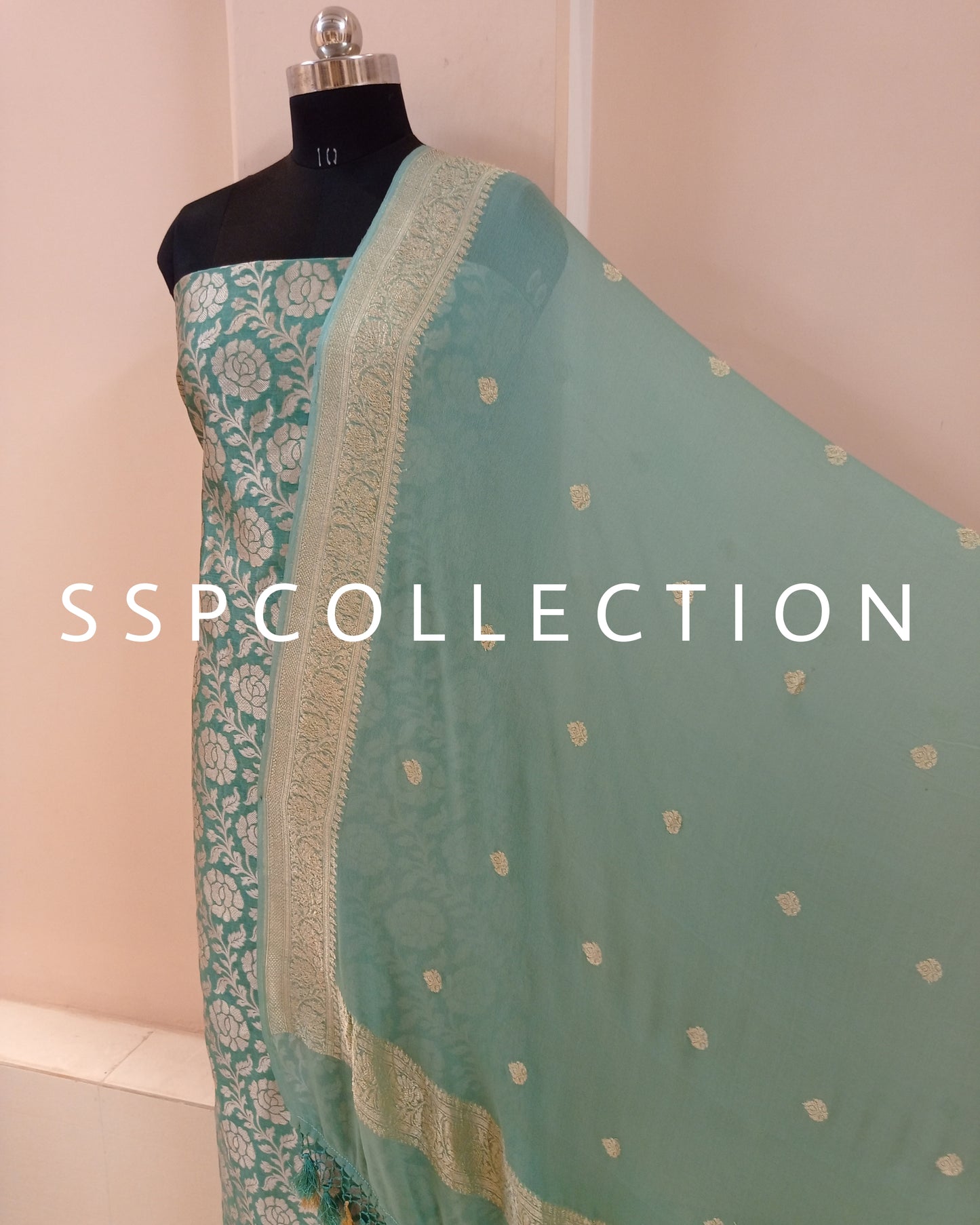 Light Green Banarasi Pure Cotton Silk Kurta With Pure Chiffon Dupatta
