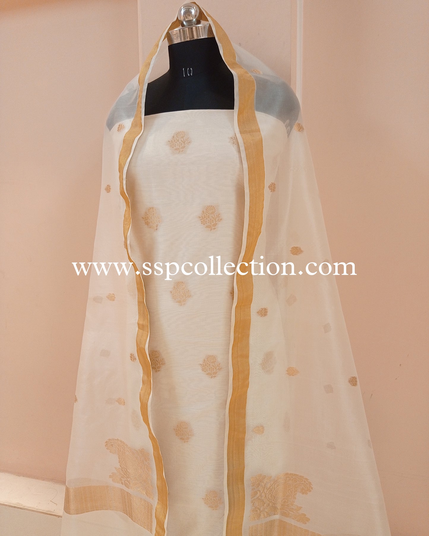 White Banarasi Pure Cotton Silk Kurta With Pure Kora Silk Dupatta