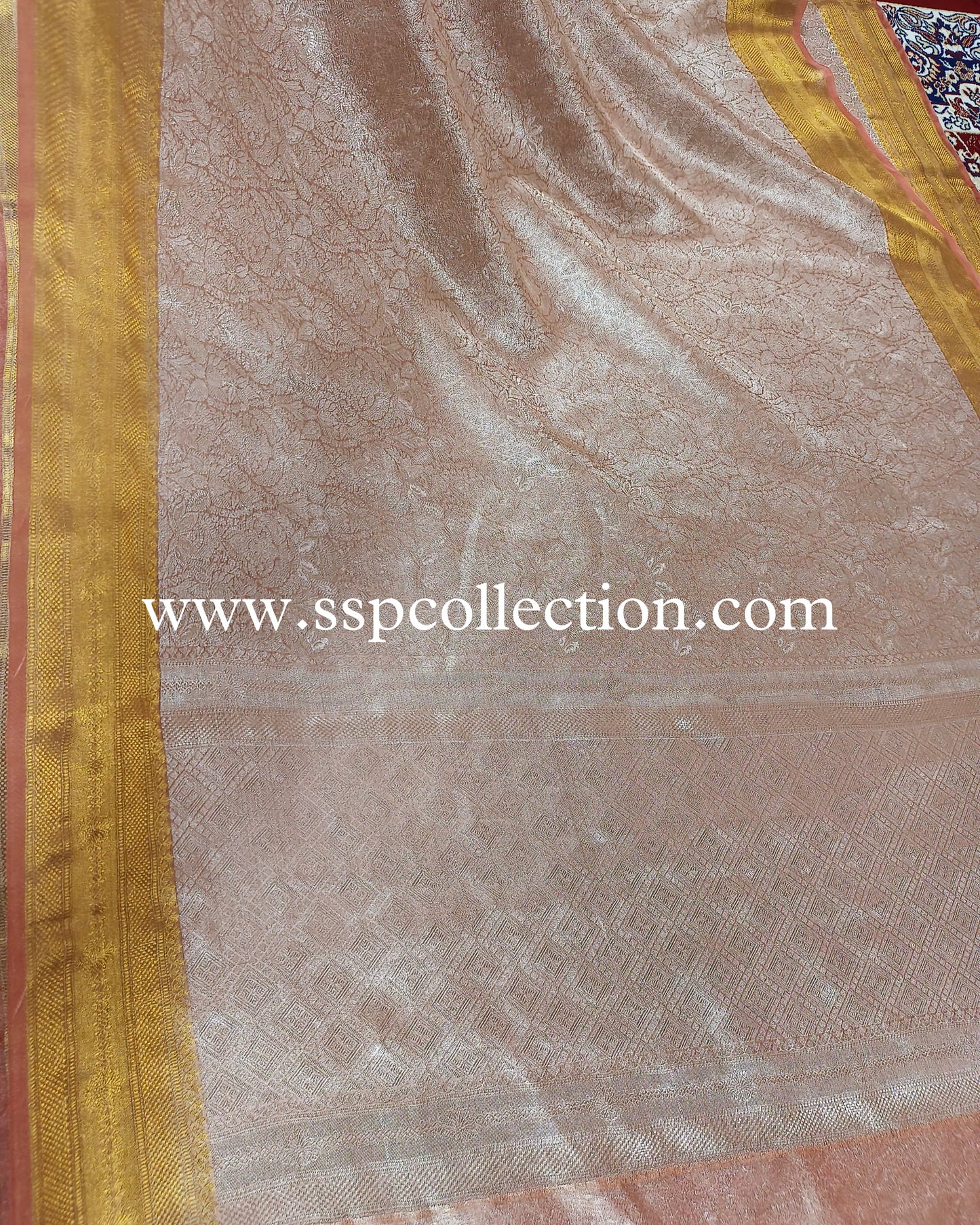 Peach Pure Tissue Silk Silver Tanchoi Brocade Banarasi Saree