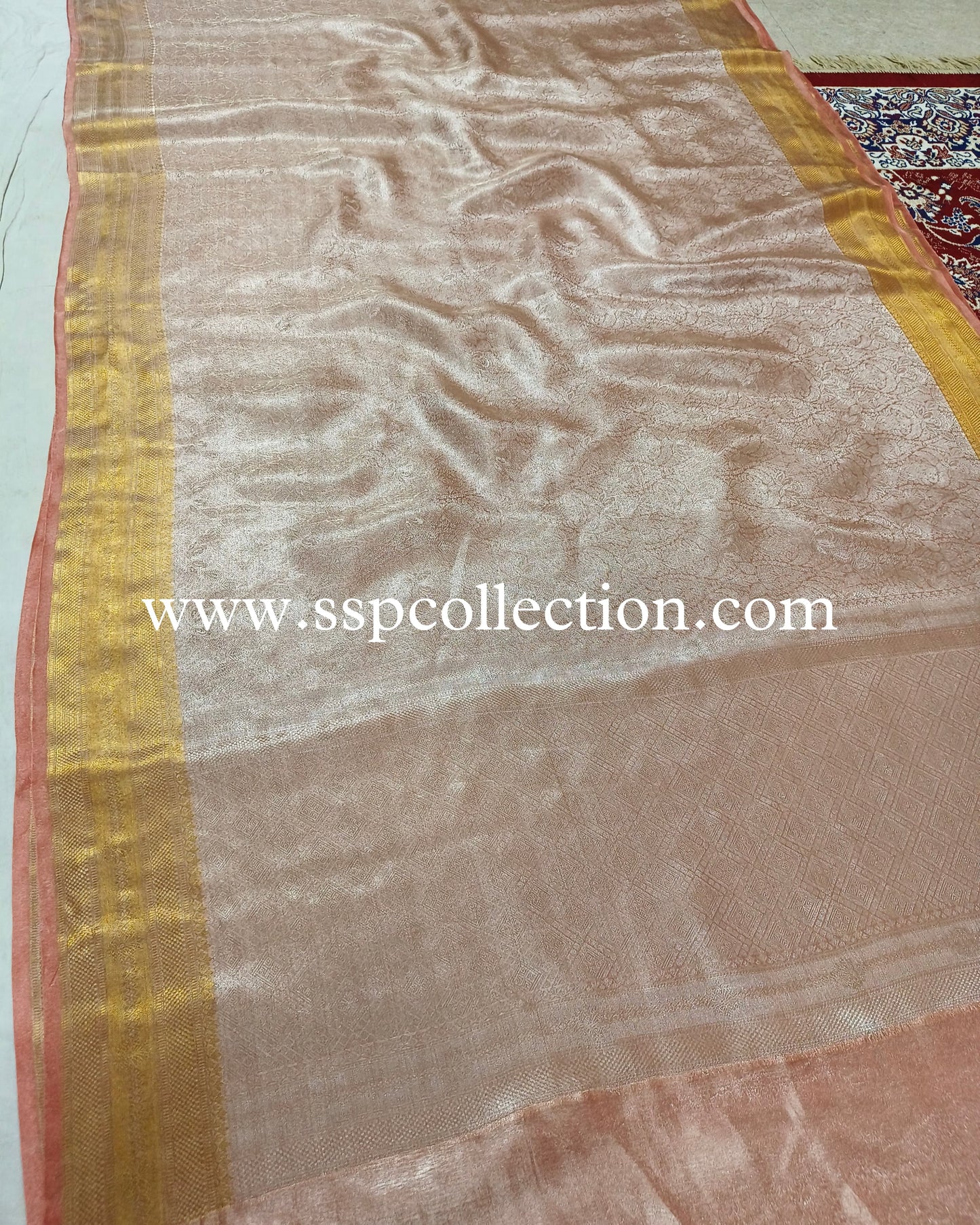 Peach Pure Tissue Silk Silver Tanchoi Brocade Banarasi Saree