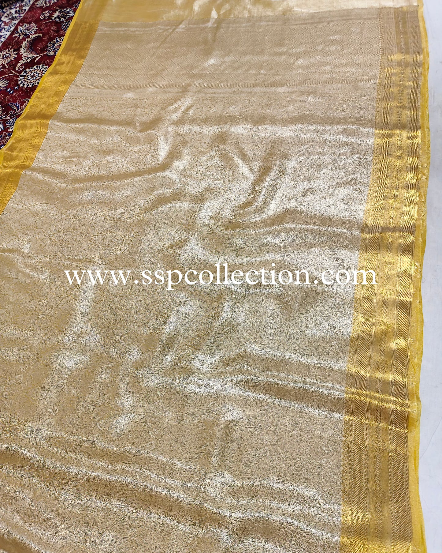 Yellow-Gold Pure Tissue Silk Silver Tanchoi Brocade Banarasi Saree