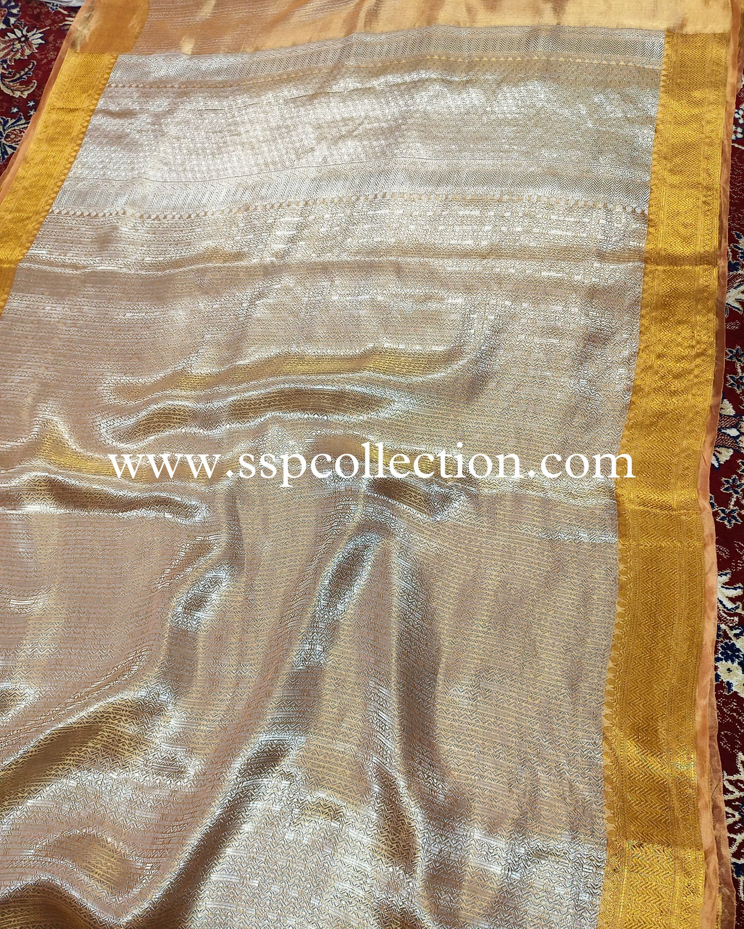Peach Pure Tissue Silk Silver Tanchoi Brocade Banarasi Saree
