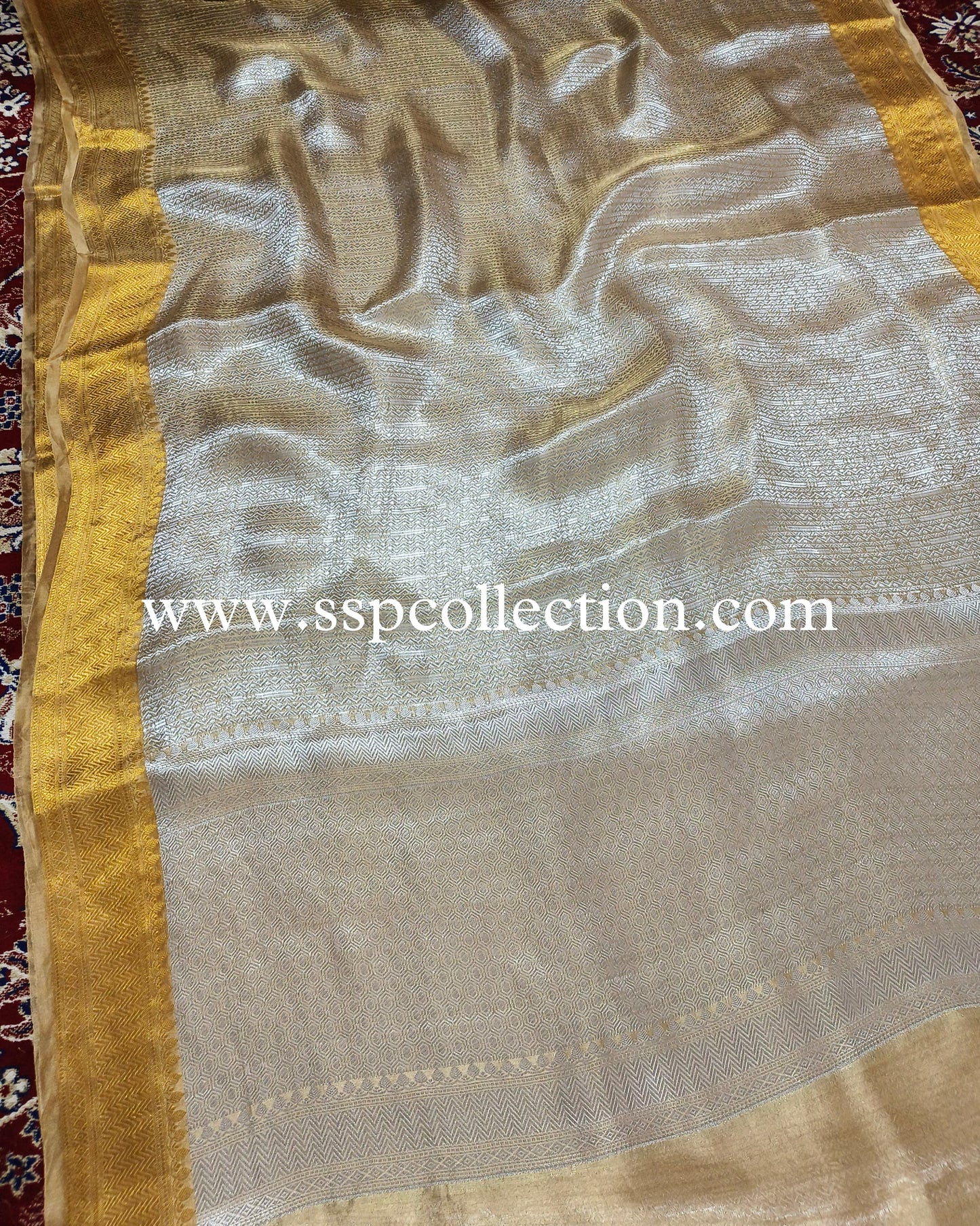 Beige-Gold Pure Tissue Silk Silver Tanchoi Brocade Banarasi Saree