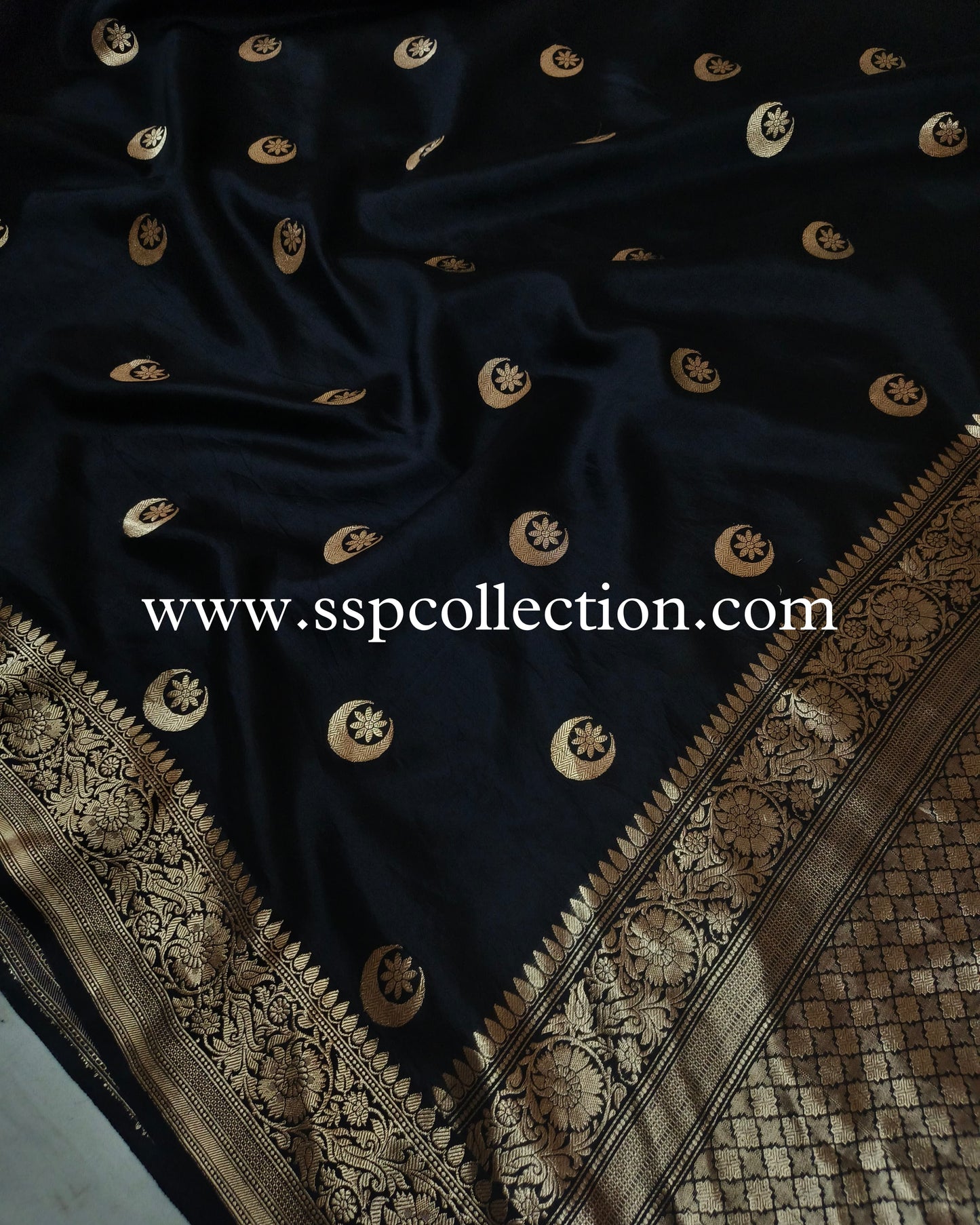 Black Pure Mango Silk Chand-Tara Banarasi Saree