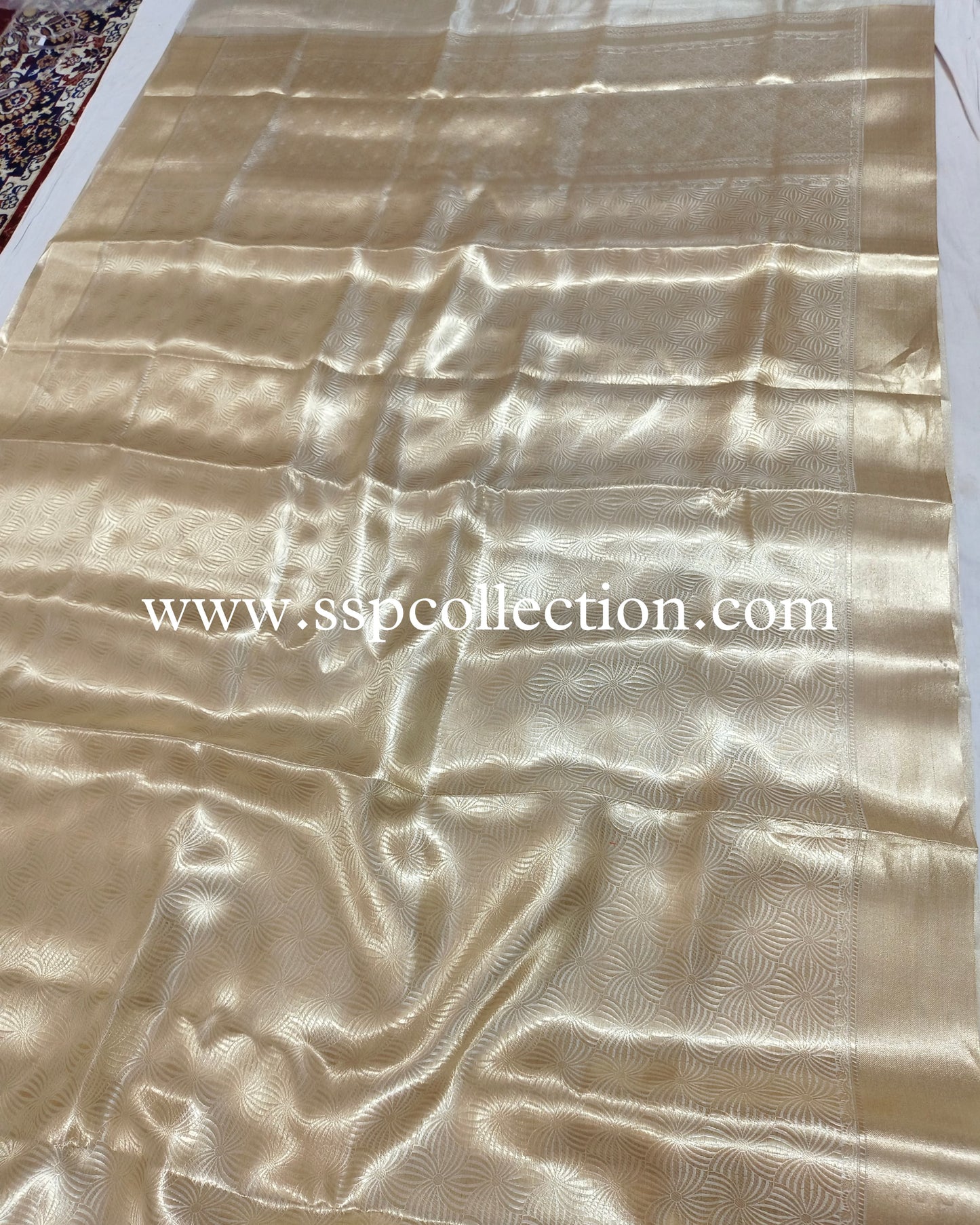 Gold Pure Tissue Silk Tanchoi Brocade Banarasi Saree