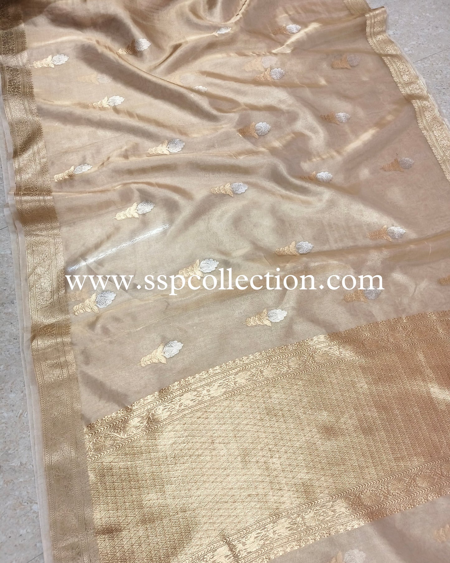 Gold Pure Tissue Silk Banarasi Saree