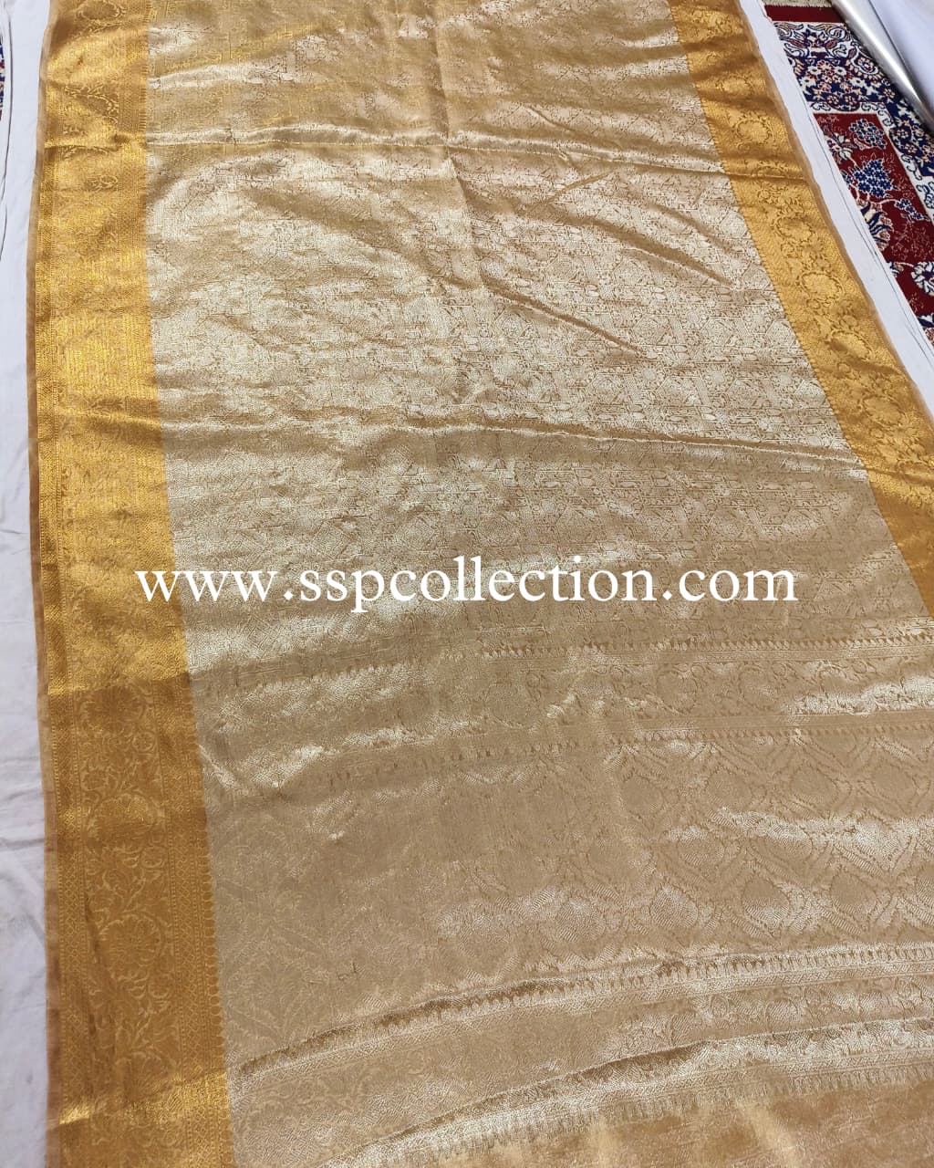 Gold Pure Tissue Silk Tanchoi Brocade Banarasi Saree