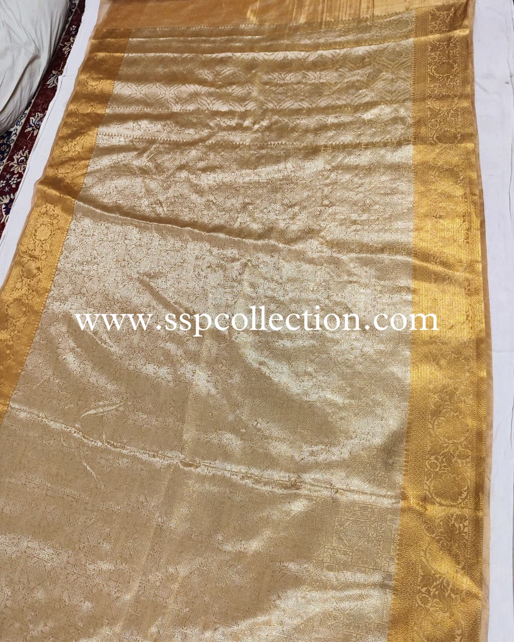 Gold Pure Tissue Silk Tanchoi Brocade Banarasi Saree