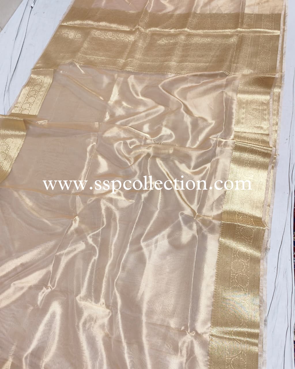 Champagne-Gold Pure Tissue Silk Banarasi Saree