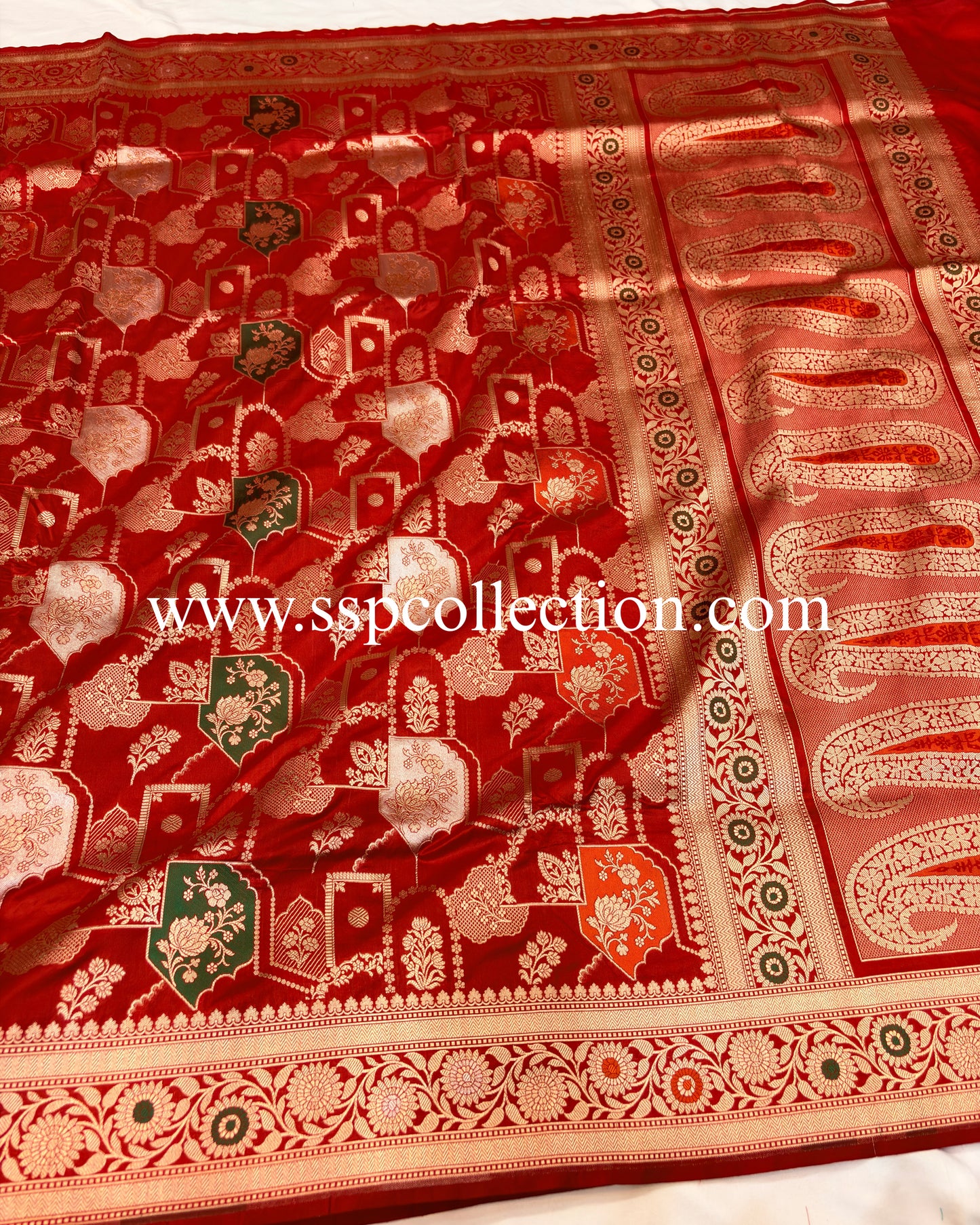Red Pure Katan Silk Meenakaari Banarasi Saree
