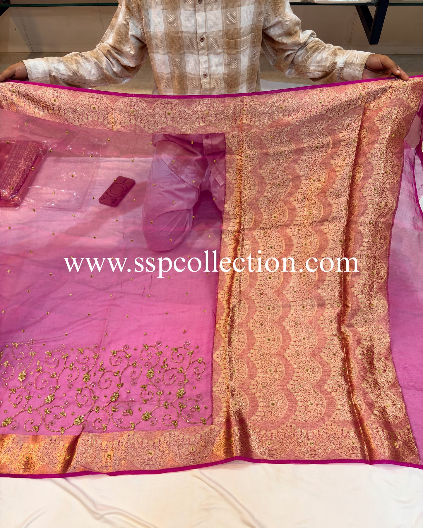 Pink Pure Tissue Silk Zardozi Banarasi Saree