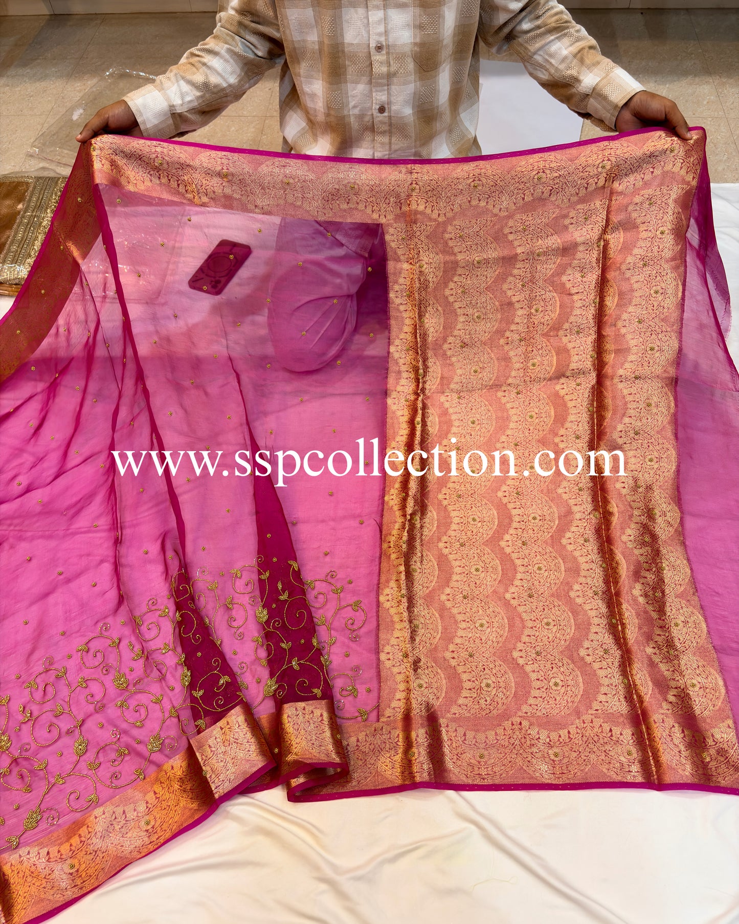 Pink Pure Tissue Silk Zardozi Banarasi Saree