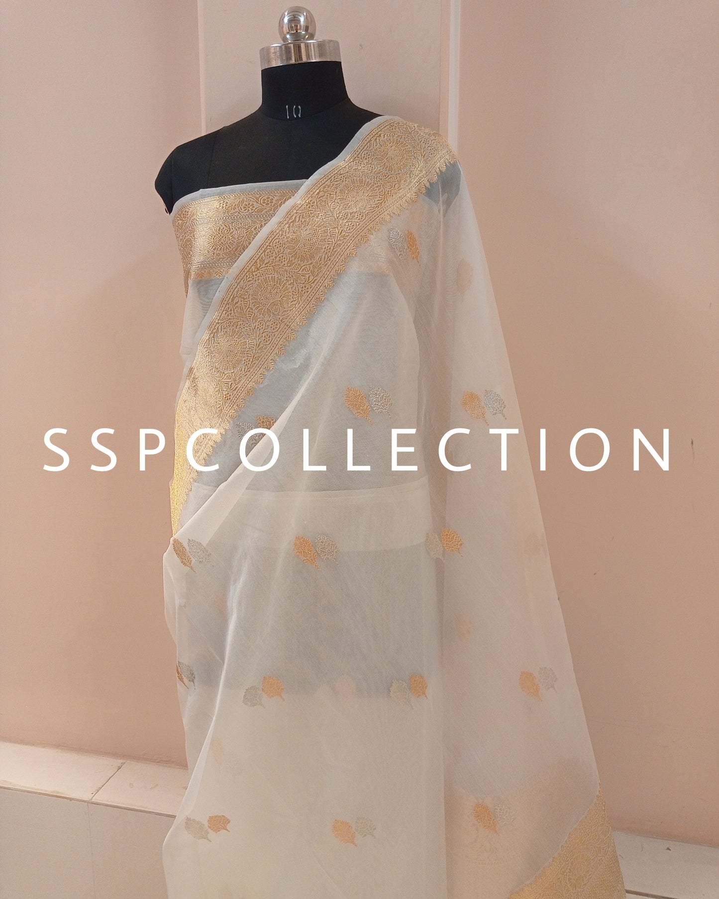 White Banarasi Handloom Pure Kora Silk Saree