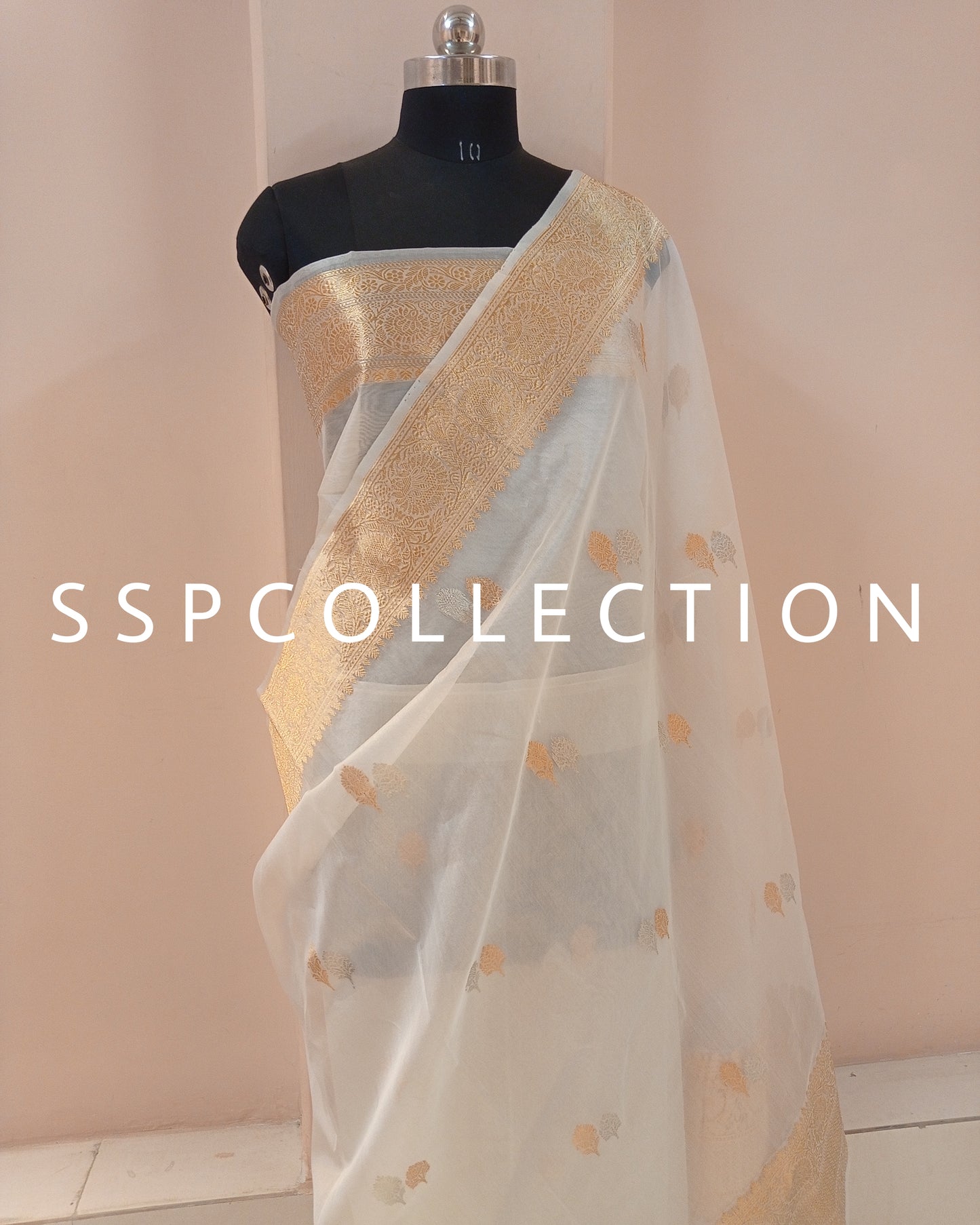 White Banarasi Handloom Pure Kora Silk Saree