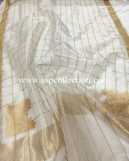 White Banarasi Pure Kora Silk Koniya Dupatta