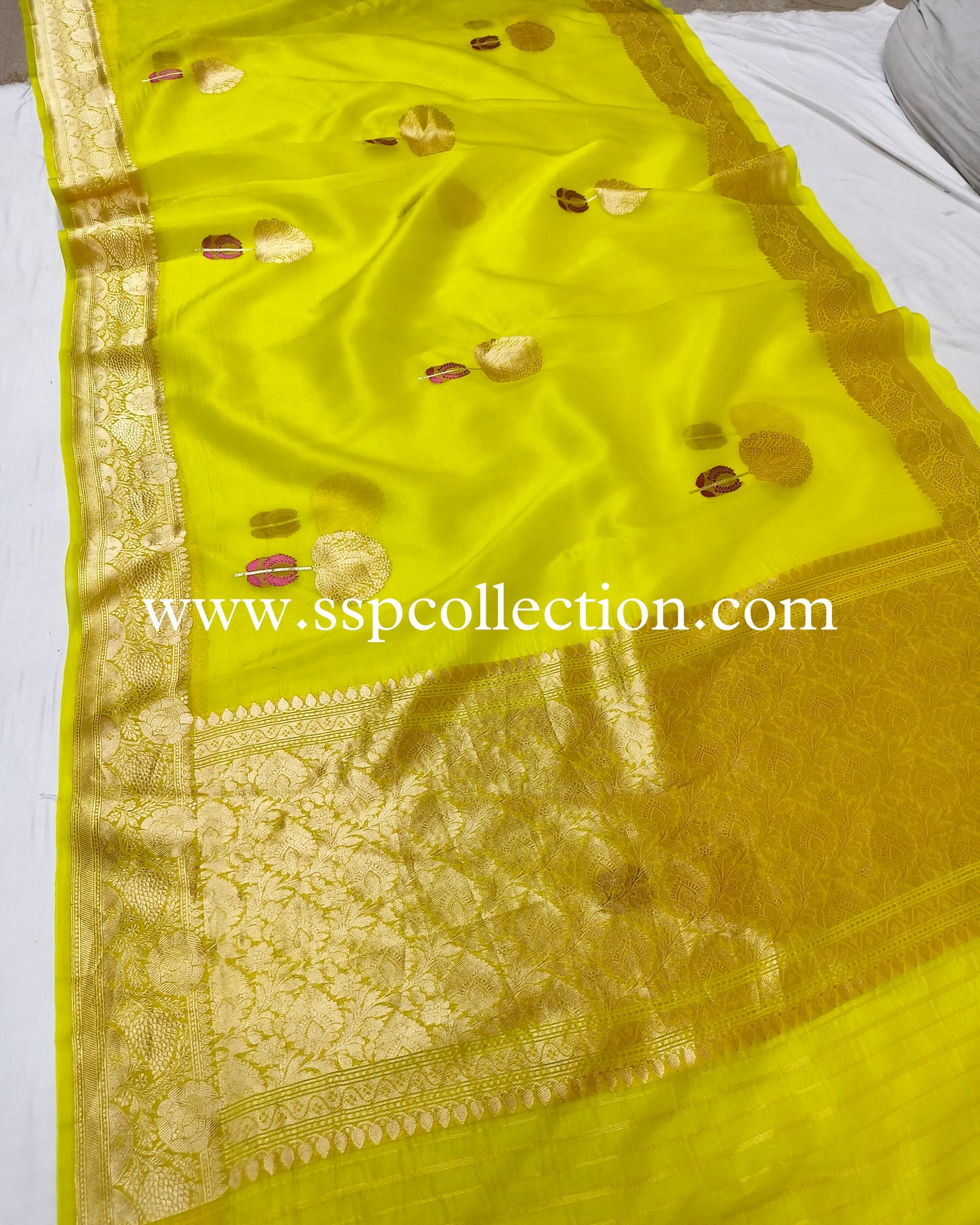 Lemon-Yellow Pure Kora Silk Tilfi Banarasi Saree