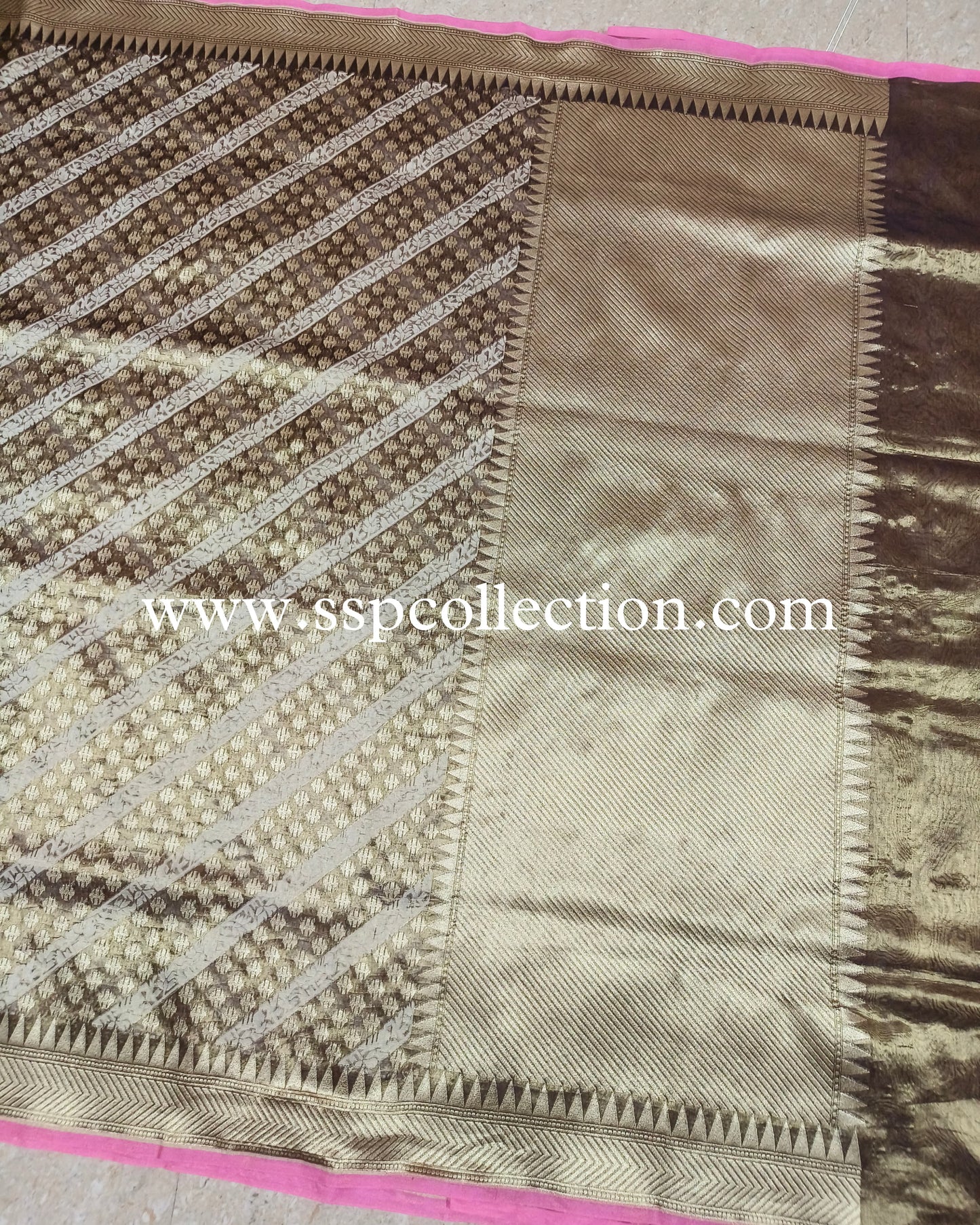 Dhoop-Chao Pure Tissue Silk Banarasi Saree