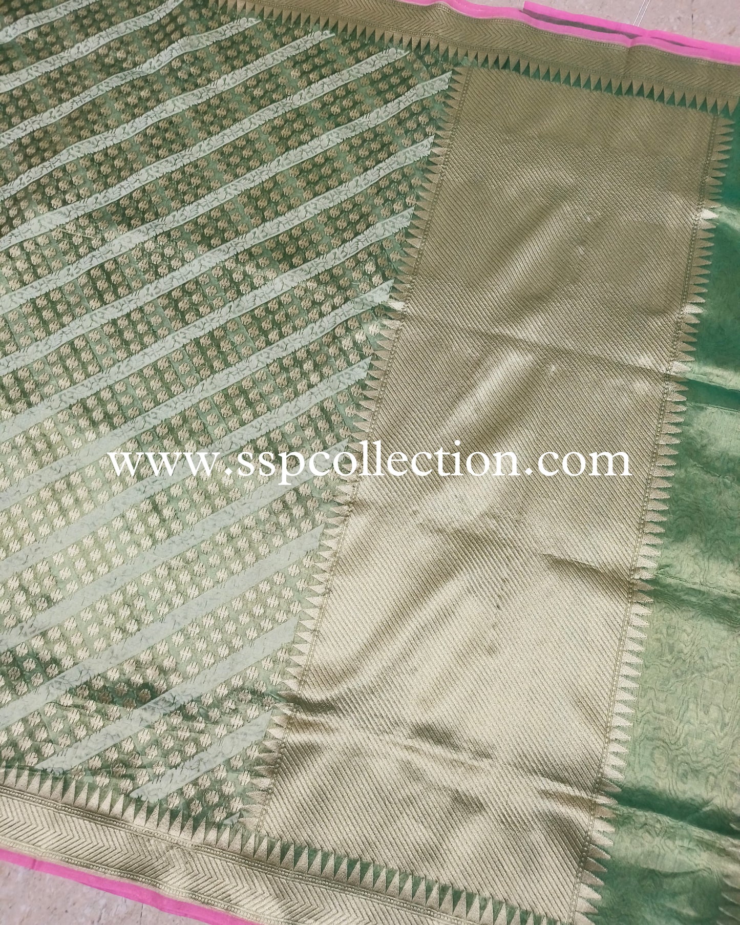Hazel-Green Pure Tissue Silk Banarasi Saree