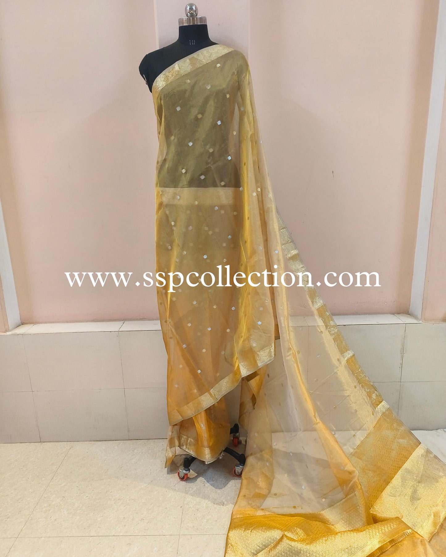 Yellow-Gold Pure Tissue Silk Banarasi Saree
