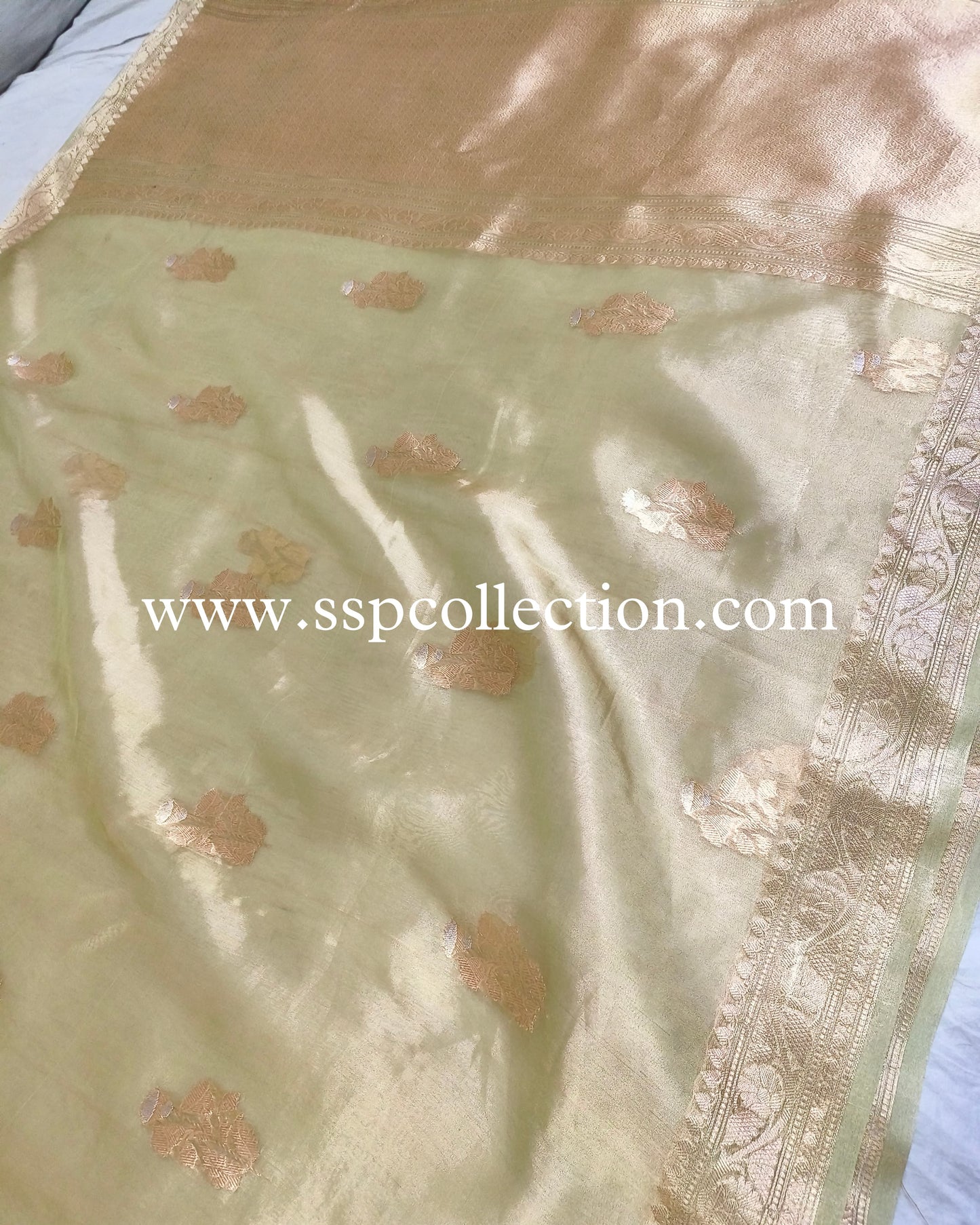 Pista-Green Banarasi Pure Tissue Silk Saree