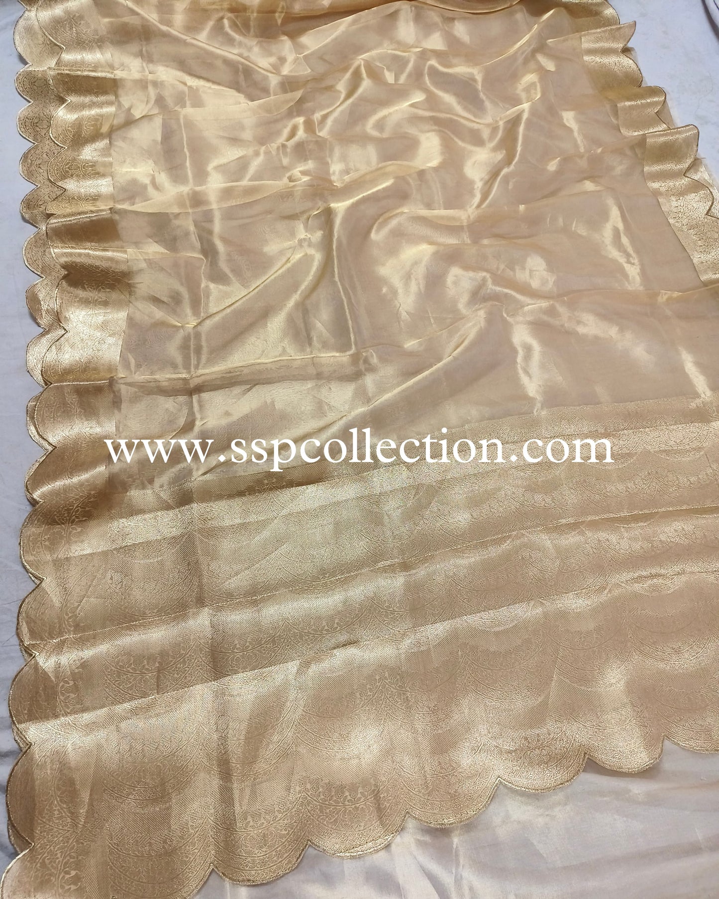 Gold Pure Tissue Silk Banarasi Saree