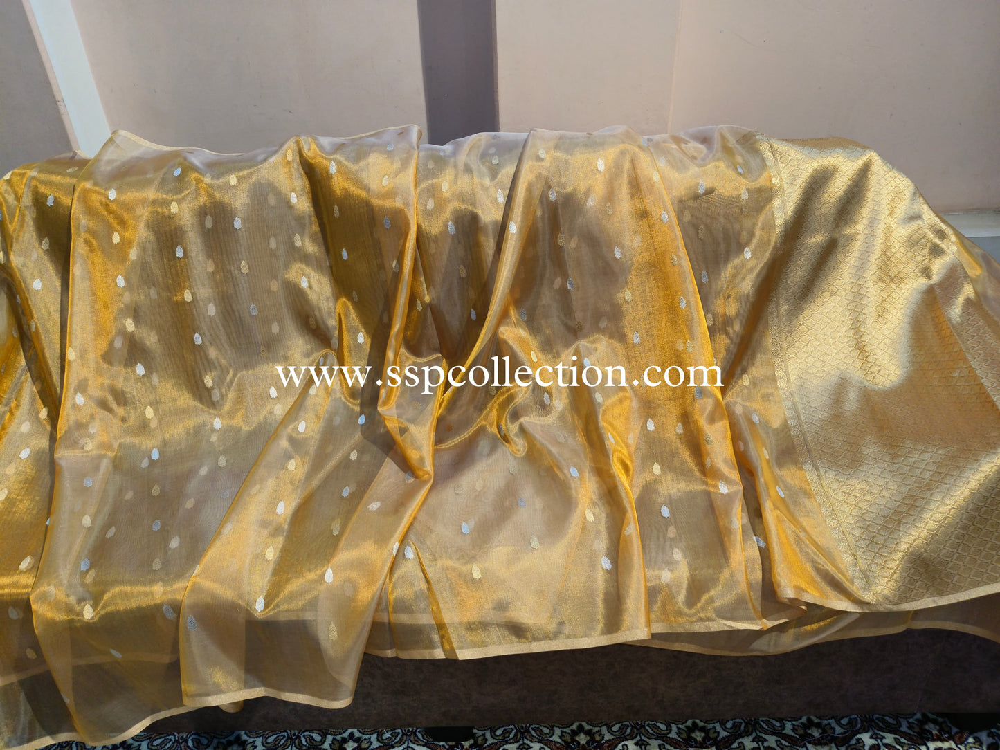 Yellow-Gold Pure Tissue Silk Banarasi Saree