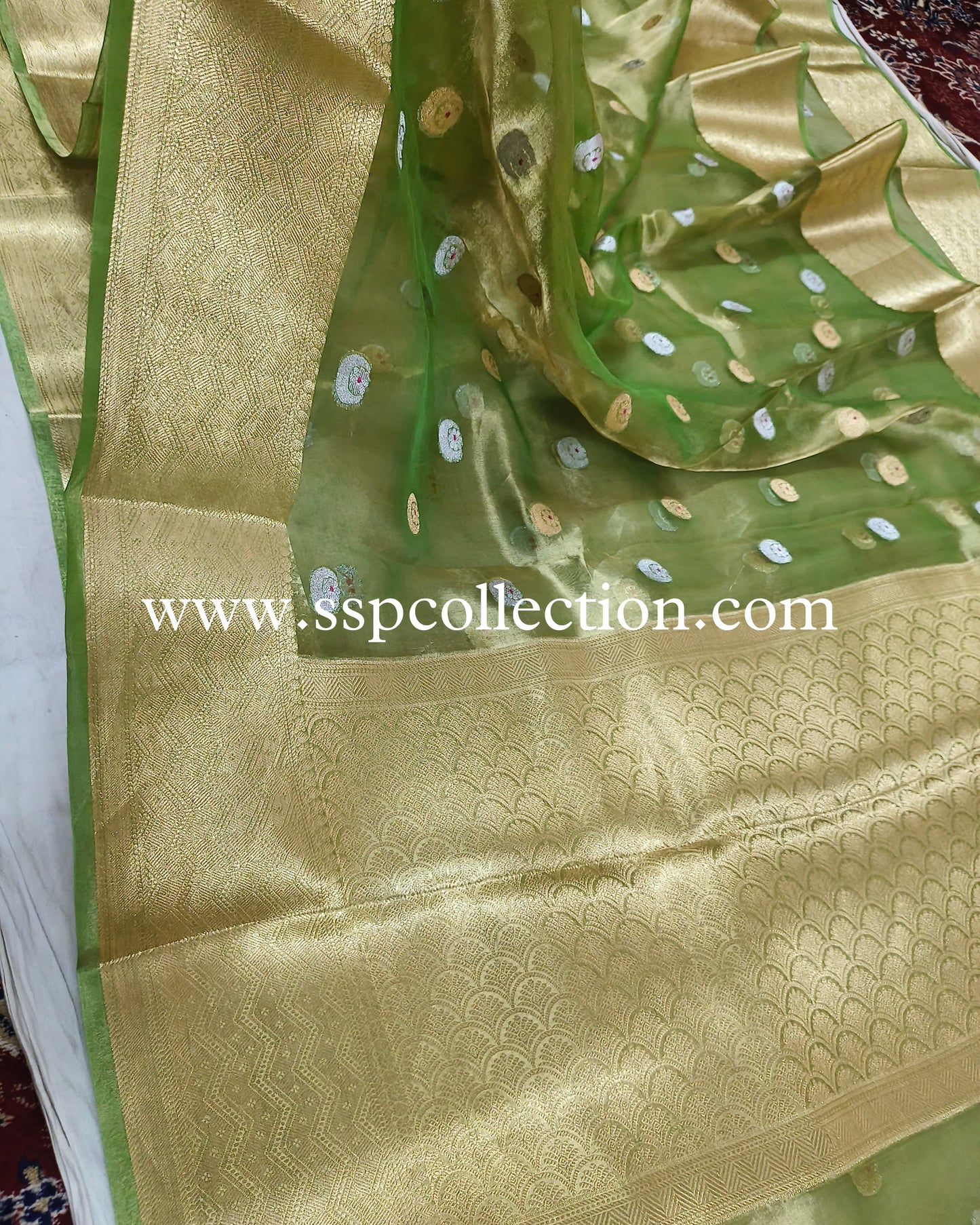 Green Pure Tissue Silk Chand-Tara Banarasi Saree