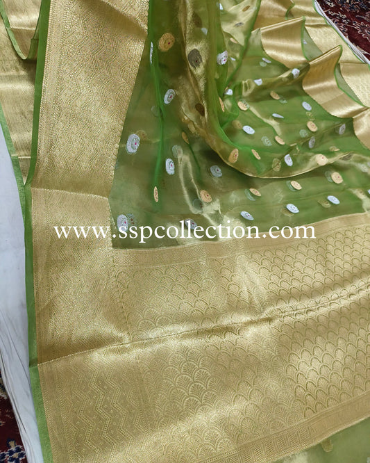 Green Pure Tissue Silk Chand-Tara Banarasi Saree