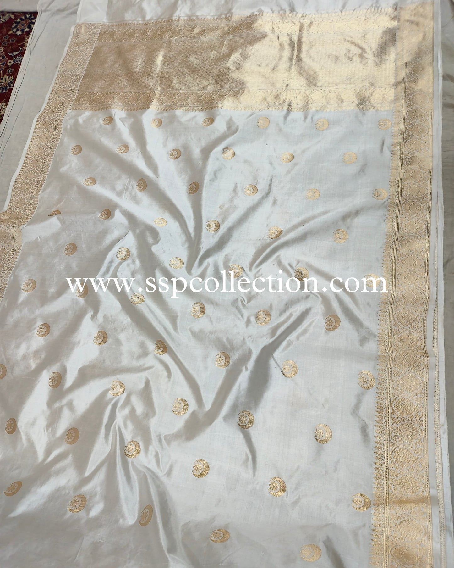 White Pure Mango Silk Chand-Tara Banarasi Saree