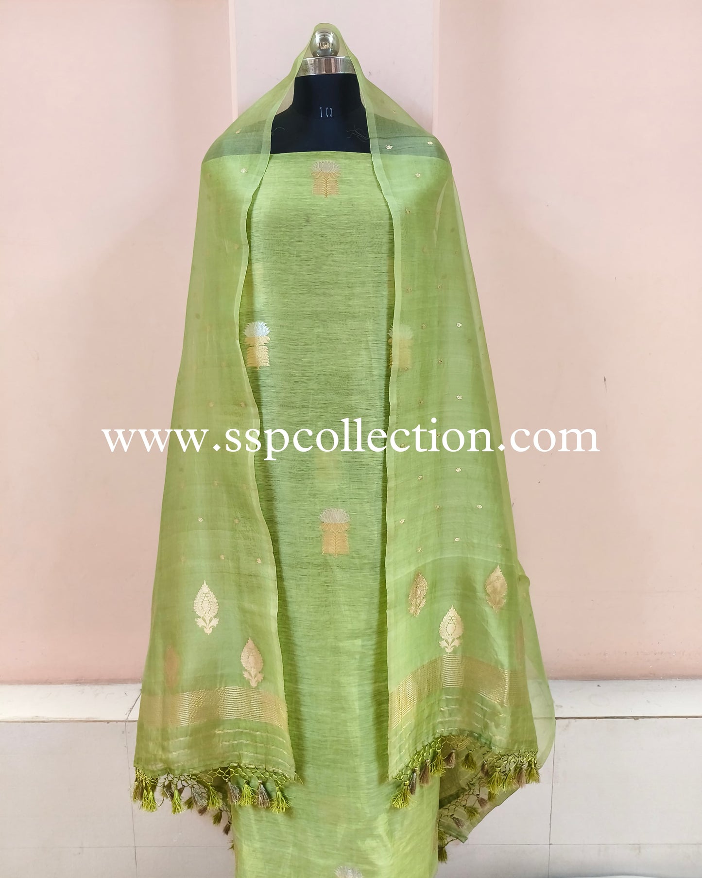 Green Handwoven Pure Banarasi Silk Suit