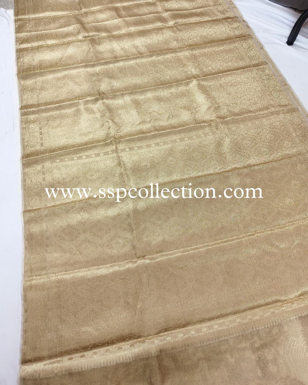 Golden Pure Molten Tissue Silk Brocade Banarasi Saree