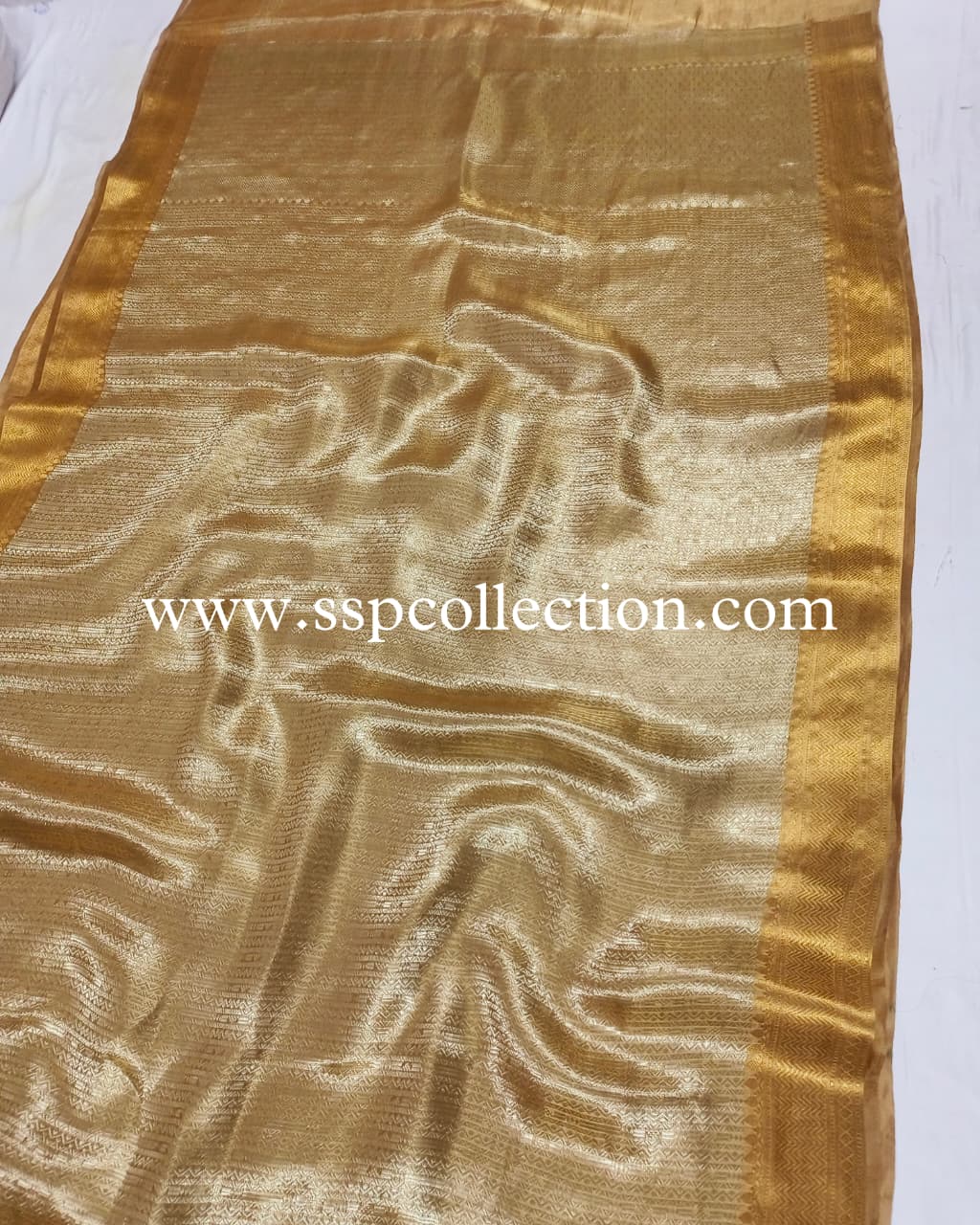 Beige-Gold Pure Molten Tissue Silk Brocade Banarasi Saree