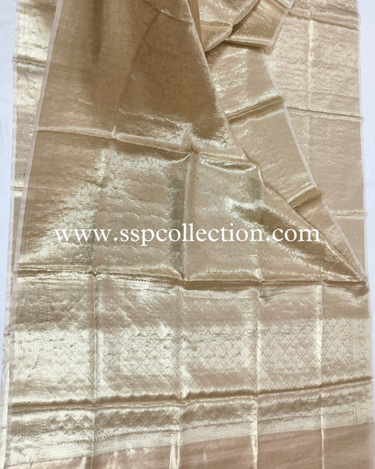 Rekha Ji–Inspired Gold Banarasi Pure Molten Tissue Silk Brocade Saree