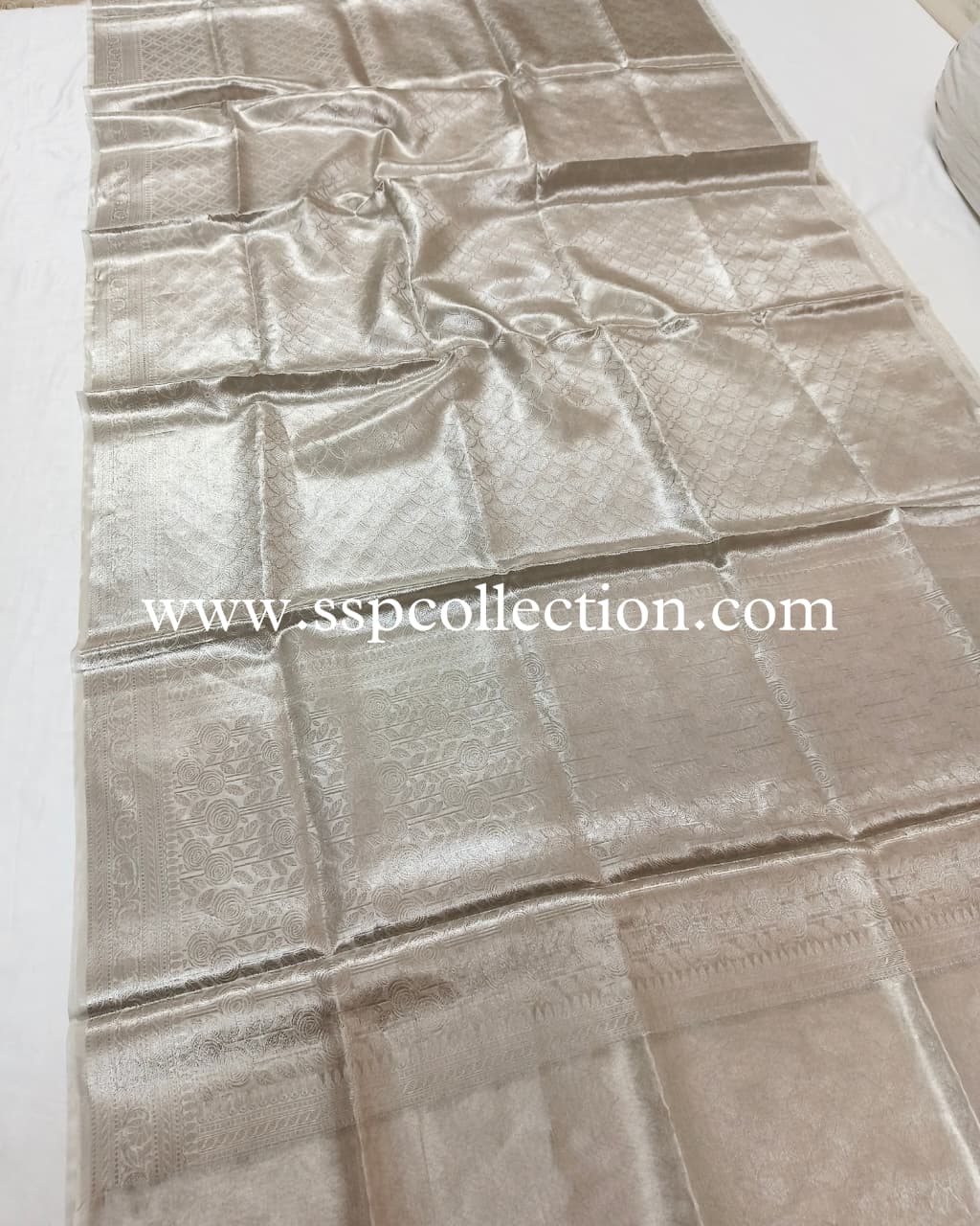 Silver Pure Molten Tissue Silk Brocade Banarasi Saree