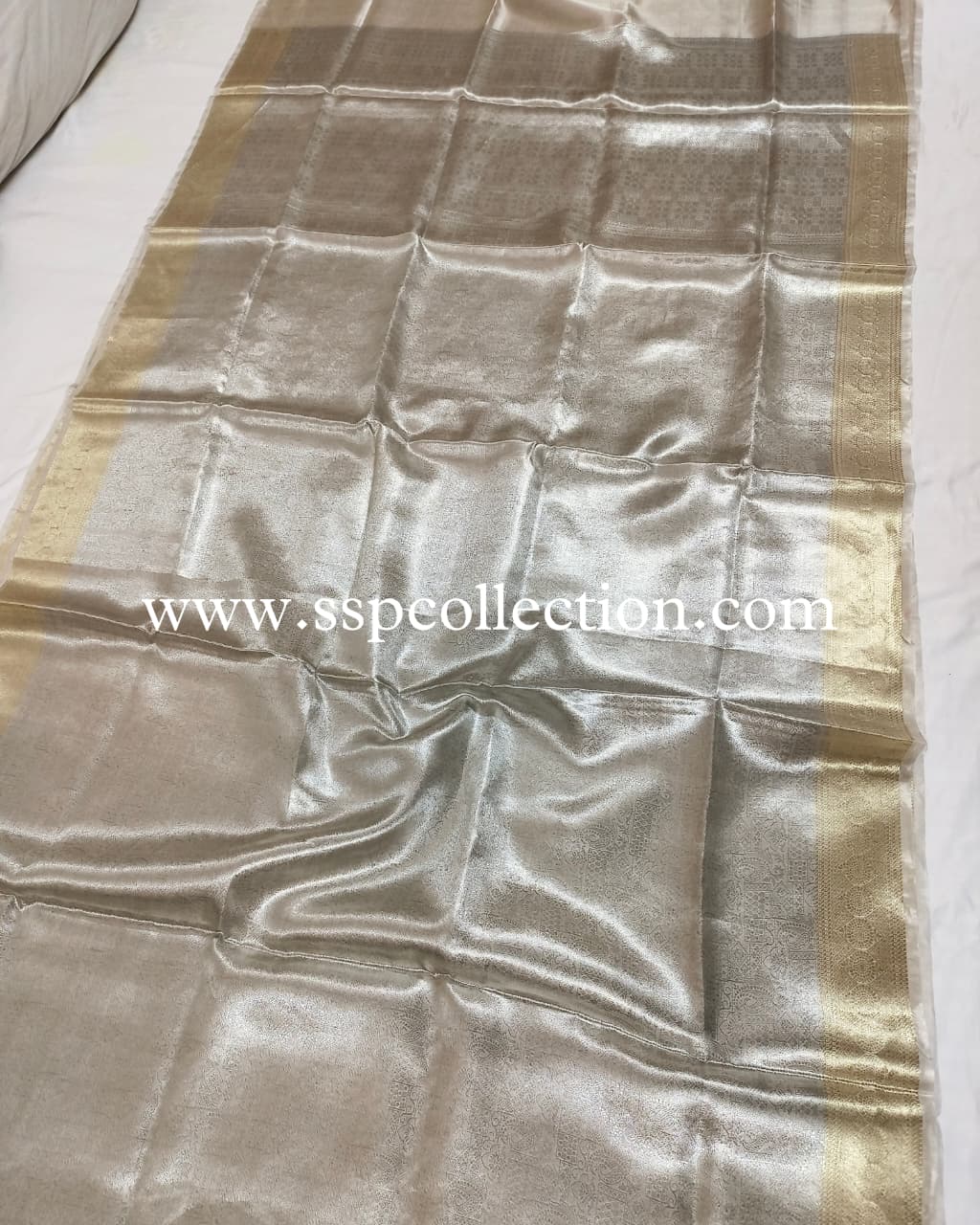 Silver-Gold Pure Molten Tissue Silk Brocade Banarasi Saree